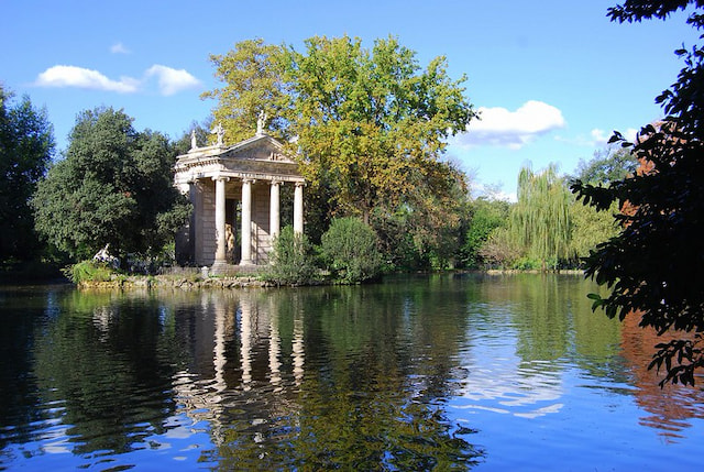 Stroll Around At Villa Borghese