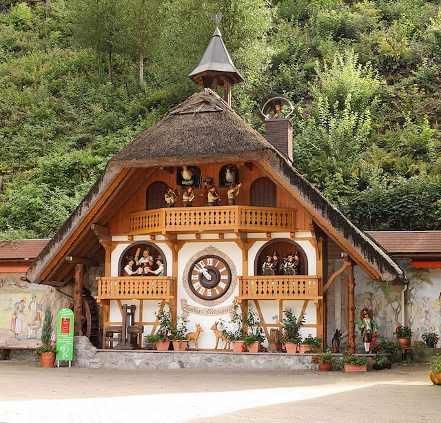 Black Forest Cuckoo Clock Factory 1