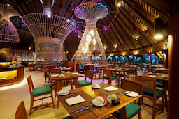 Centara Ras Fushi Island Resort Restaurant