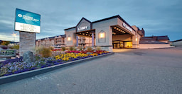 Coast Kamloops Hotel & Conference Centre Exterior View