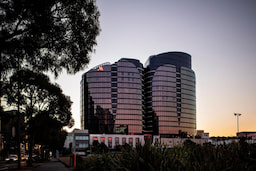 Melbourne Marriott Hotel Docklands Exterior View