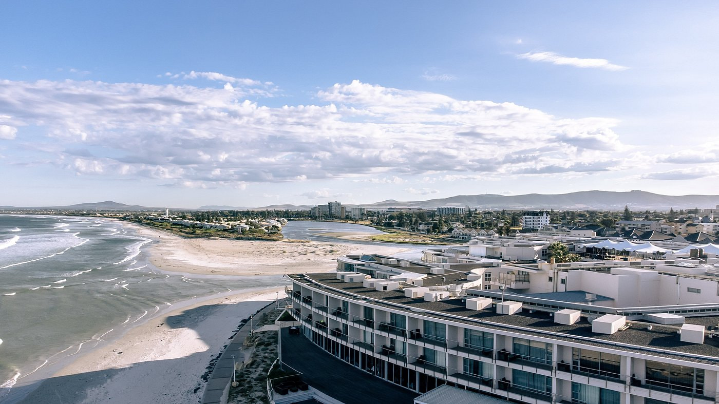 Cape Town at Lagoon Beach Hotel