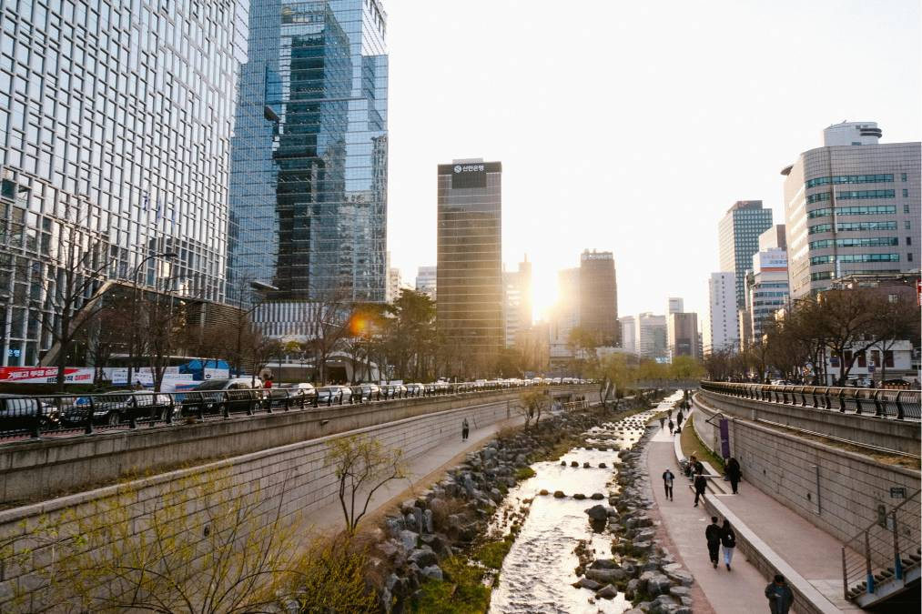 Cheonggyecheon Stream