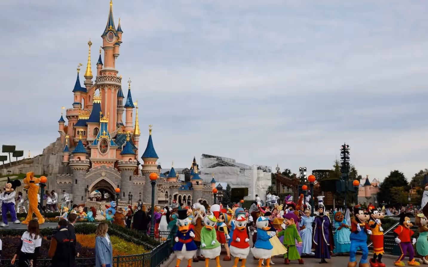 Disneyland Paris Entrance