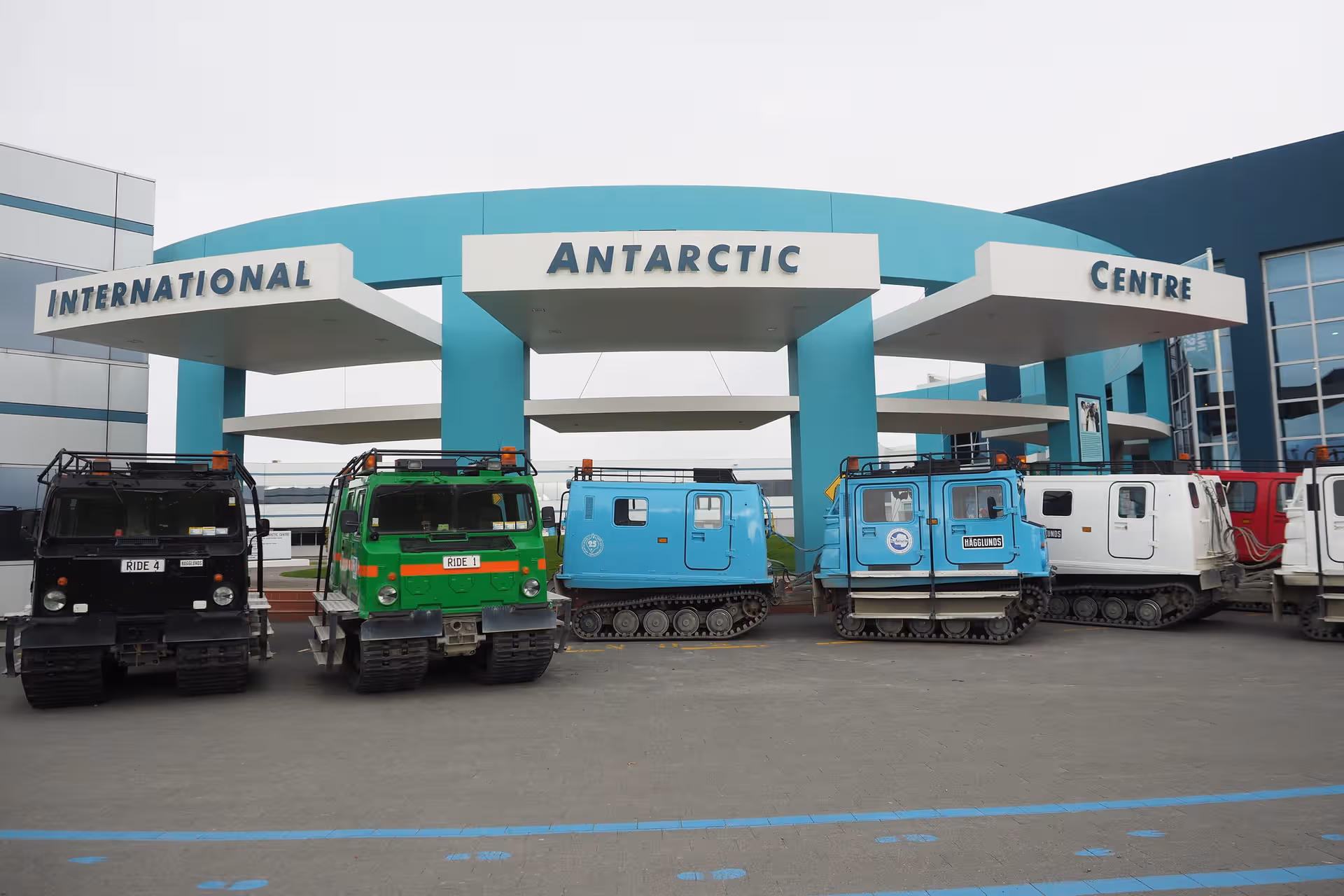 International Antarctic Overview 1