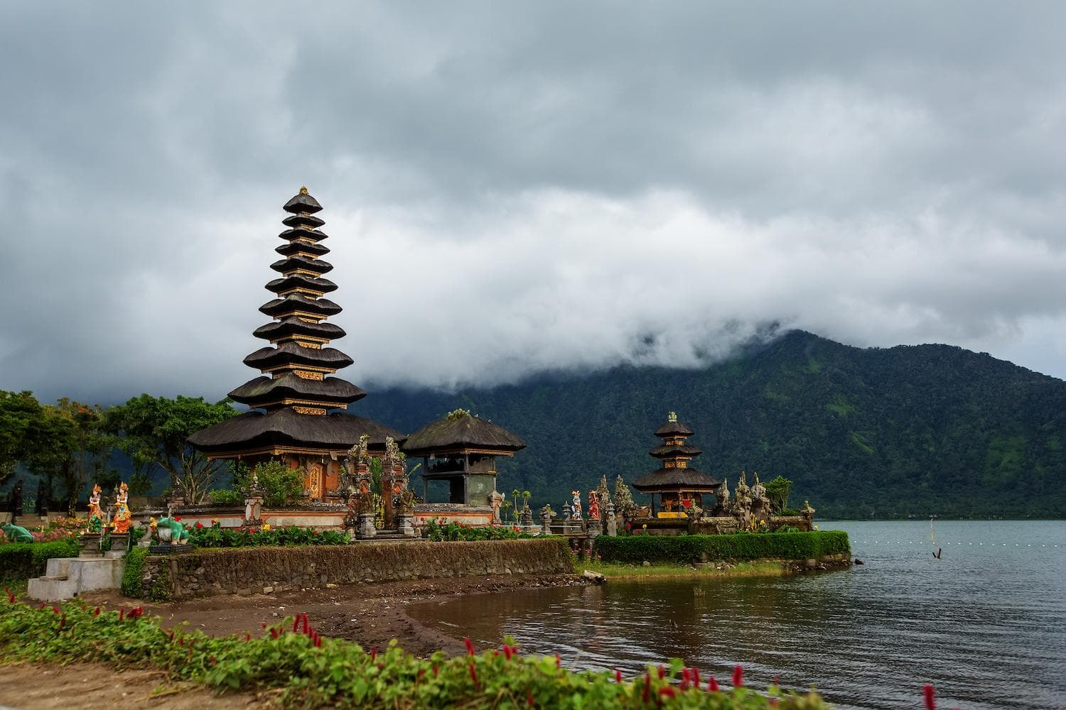 Ulun Danu temple