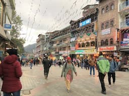 Visit Manali Main Street - Mall Road