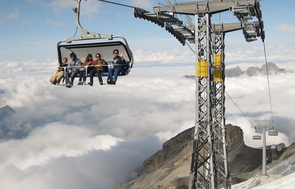 Titlis Ice Flyer-01