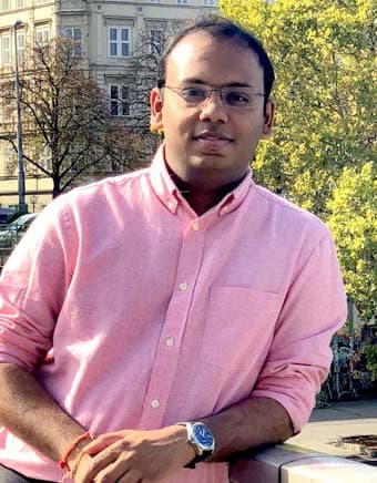 Portrait of Nirav Shah