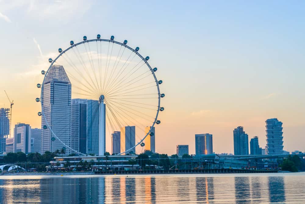 Dine Into Singapore Flyer Dining Capsule in Singapore - Malaysia