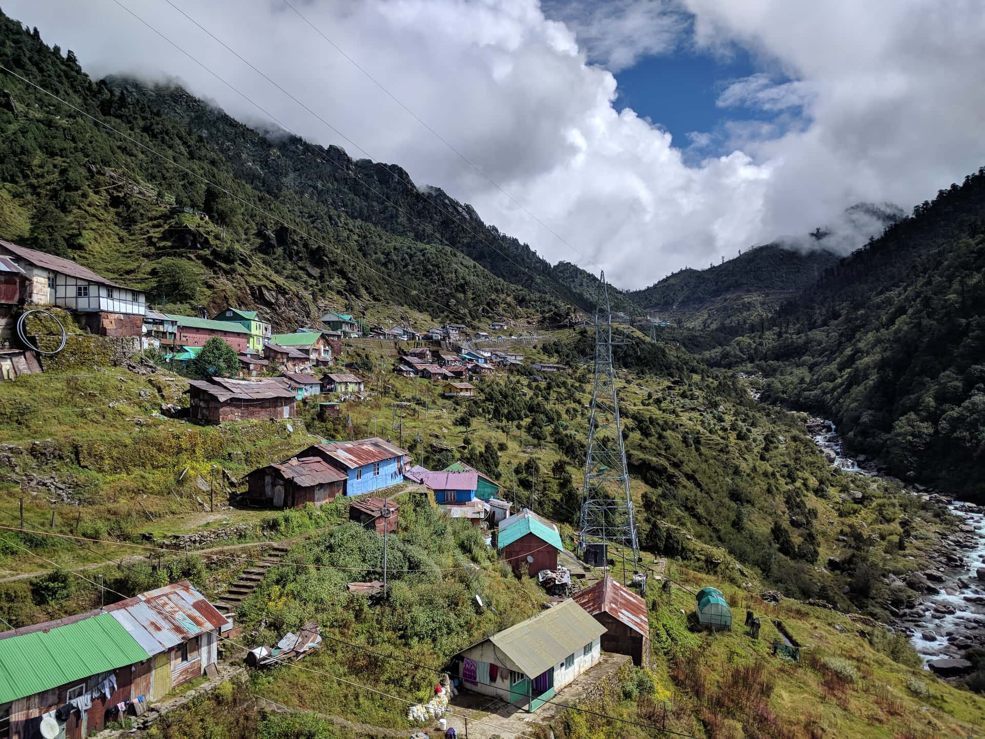 Drive To Yuksom in North East