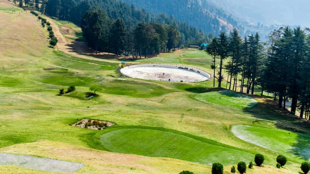 Go for a Visit to Golf Course in Naldehra in Himachal