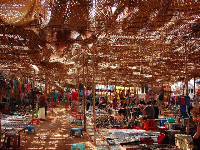 Indulge In Shopping At Anjuna Flea Market - 1