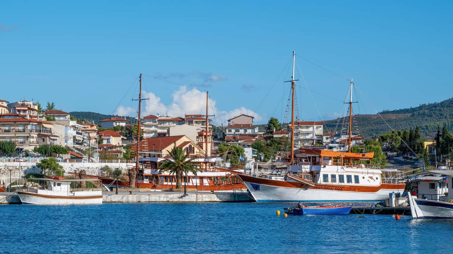 One Day Cruise To Hydra - Poros - Aegina From Athen in Greece
