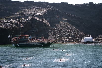 Santorini Shore Excursion:Tour Of Thira Volcano And Hot Springs