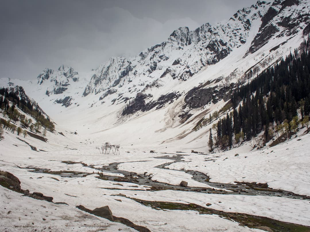 View of Thajiwas Glacier