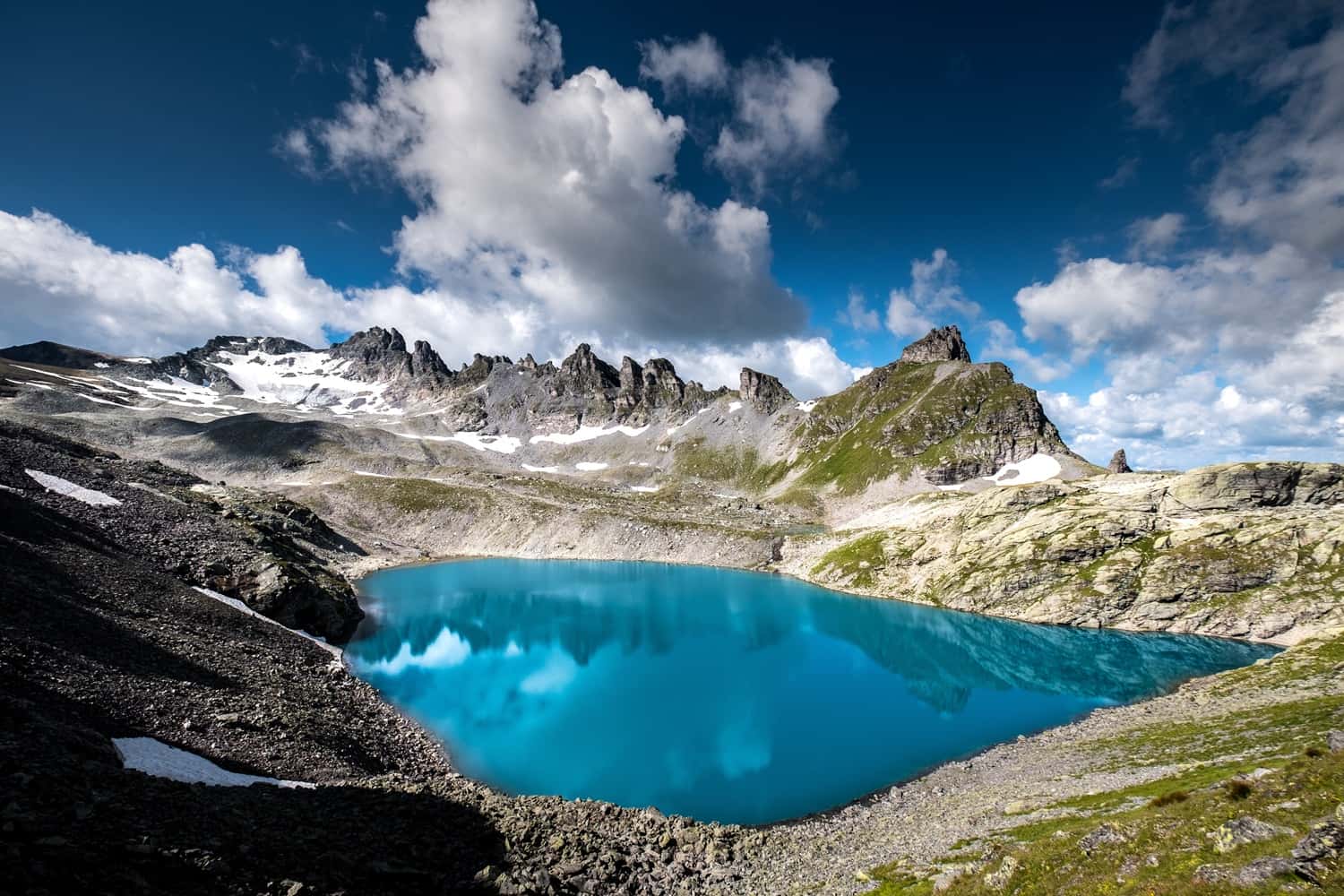 Alpather Lake in Kashmir