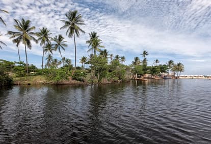 Enjoy a Boat Ride at Beira Lake
