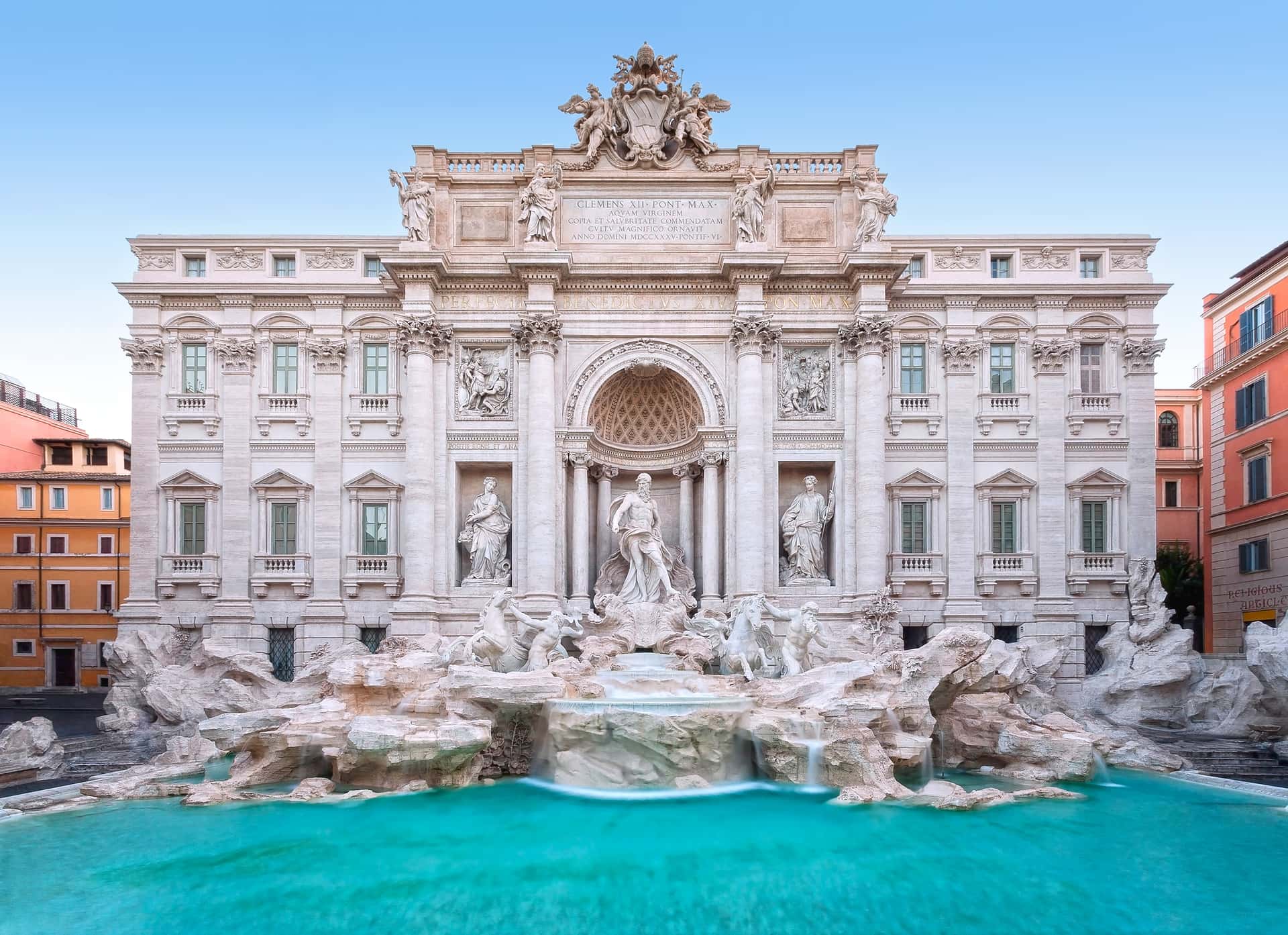 Get A Chance To See The Beautiful Trevi Fountain in Switzerland - Paris - Italy