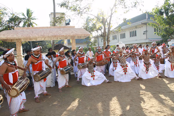 Watch The Traditional Kandyan Dancing