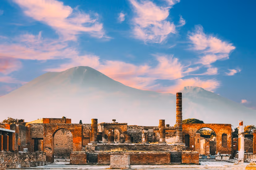 Pompeii and Capri Island Day Trip
