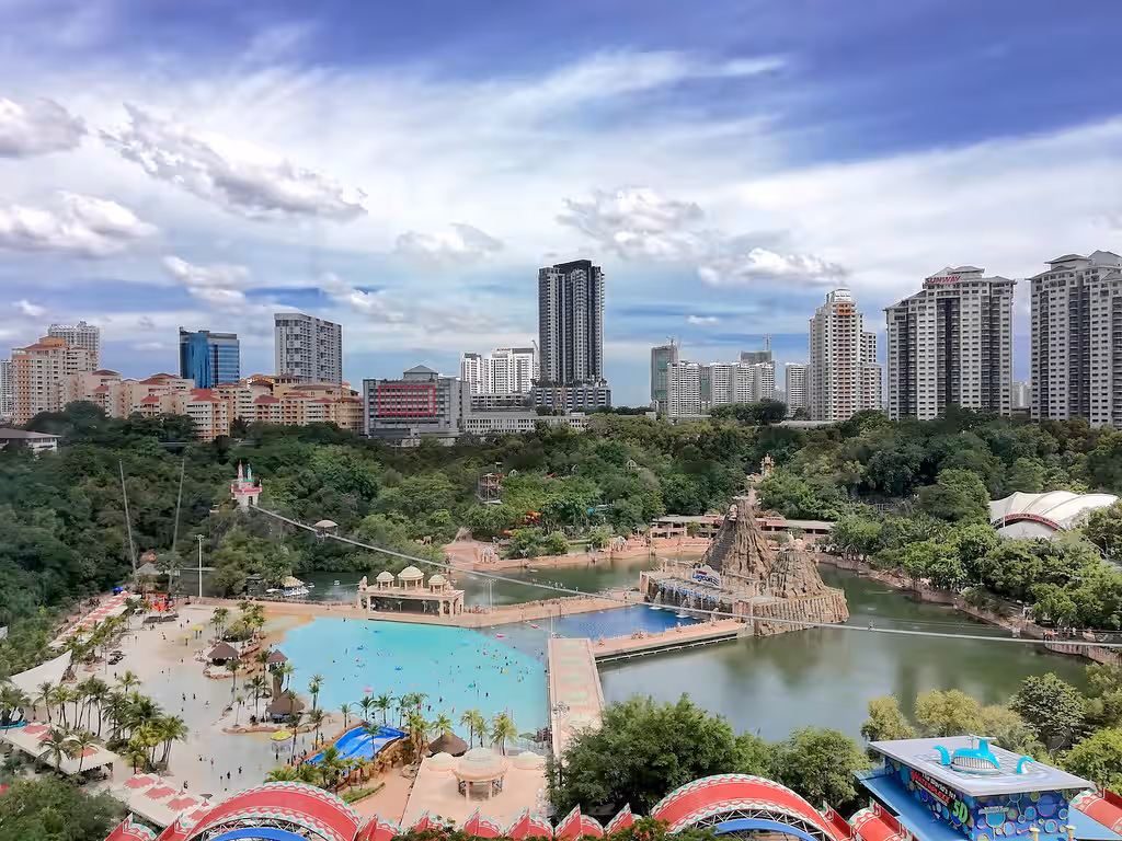 Sunway Lagoon Park in Singapore - Malaysia
