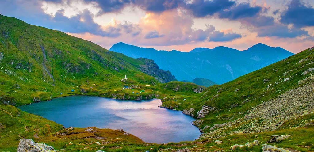Trek To The Beautiful Green Lake In Sikkim