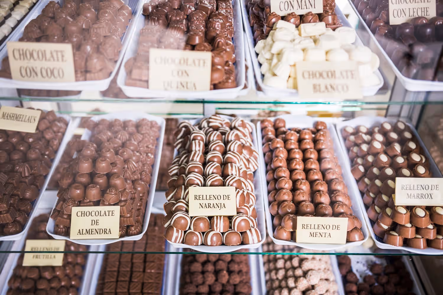 Visit The Hershey’s Chicago candy store in Hawaii