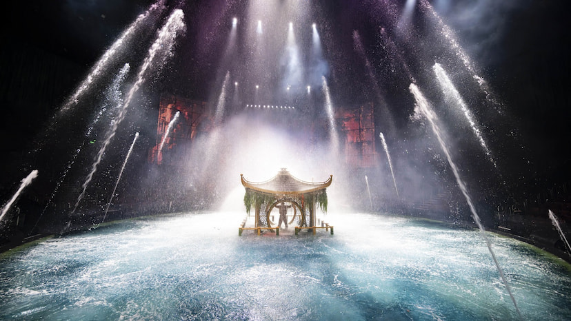 Watch The Worldss Largest Water Show