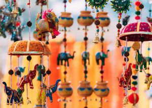Exploring the Flea Markets of Goa – Shopping and Bargaining Tips!